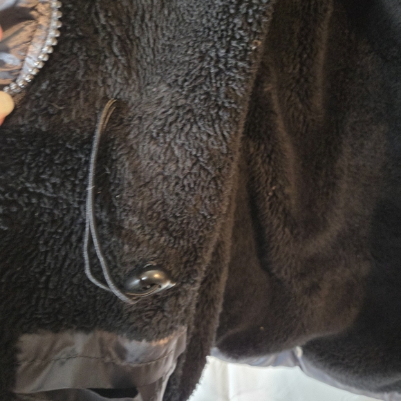 Roper Women's Sleek Black Down Filled Quilted Vest Detatchable Hood Size L - Picture 5 of 12